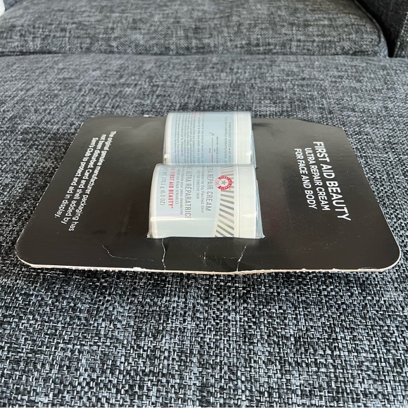 NIB First Aid Beauty Ultra Repair Cream 2 Pack - Picture 6 of 6